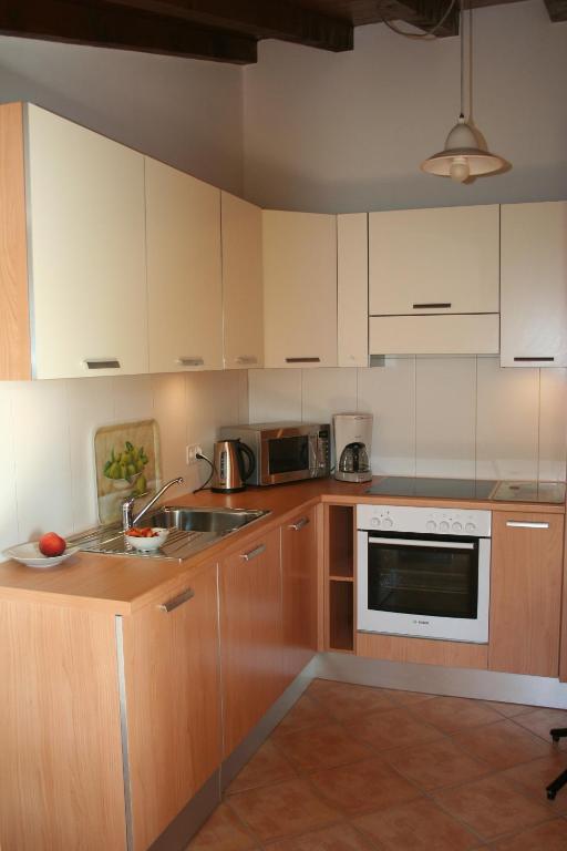 Casa Aries & Studio Aurora Apartment Cavigliano
